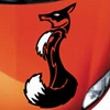 Лисичка, нарисованная на капоте авто