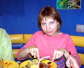ЛИСИЧКА ест блюдо под названьем Основной инстинкт (креативник, 28.06.2007)